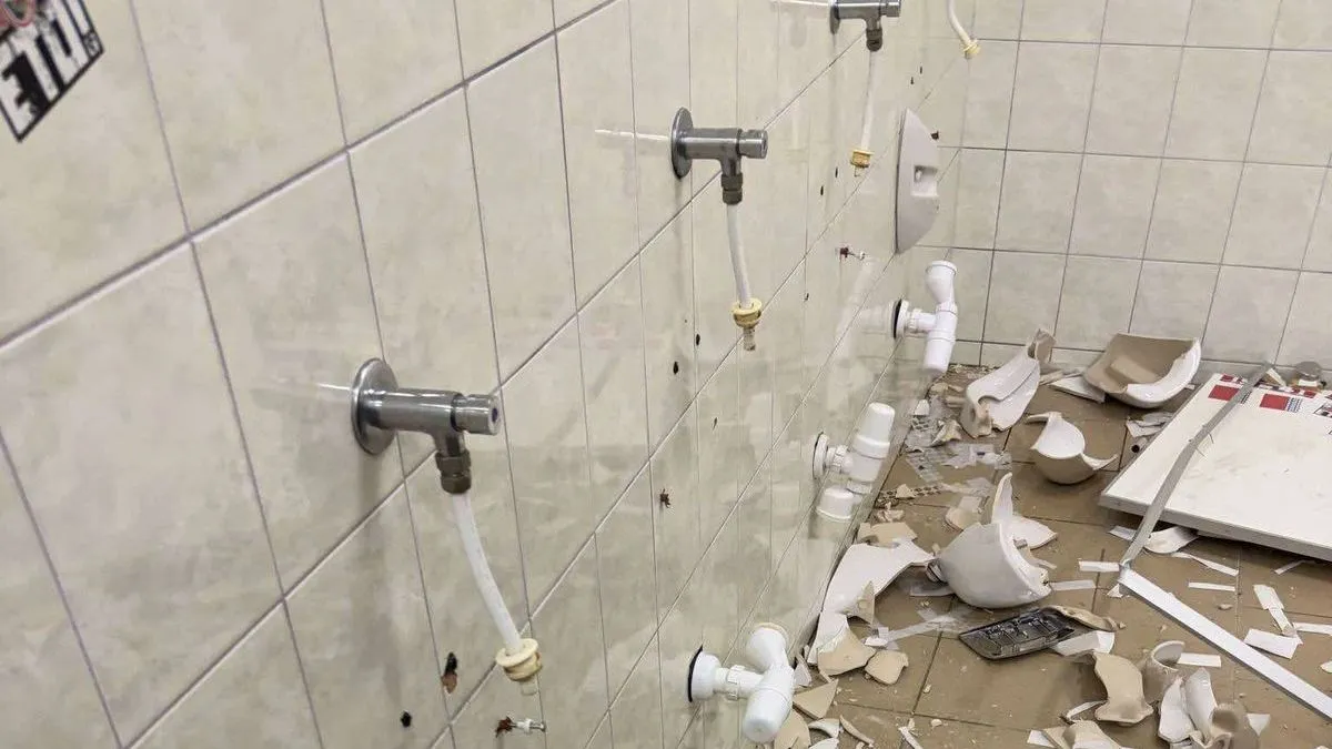 A Vidi-szurkolók szétverték a győri mosdót az újabb vereség után – videó