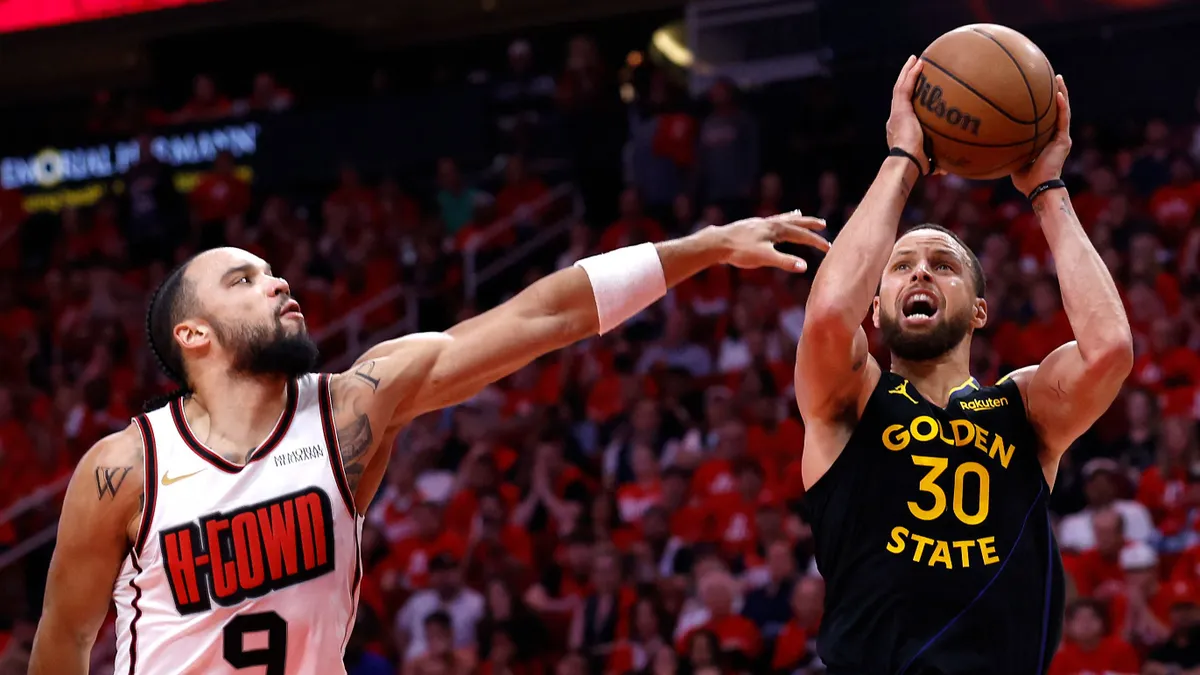Triplarekord és elképesztő Curry-újjászületés a sorsdöntő NBA-meccsen
