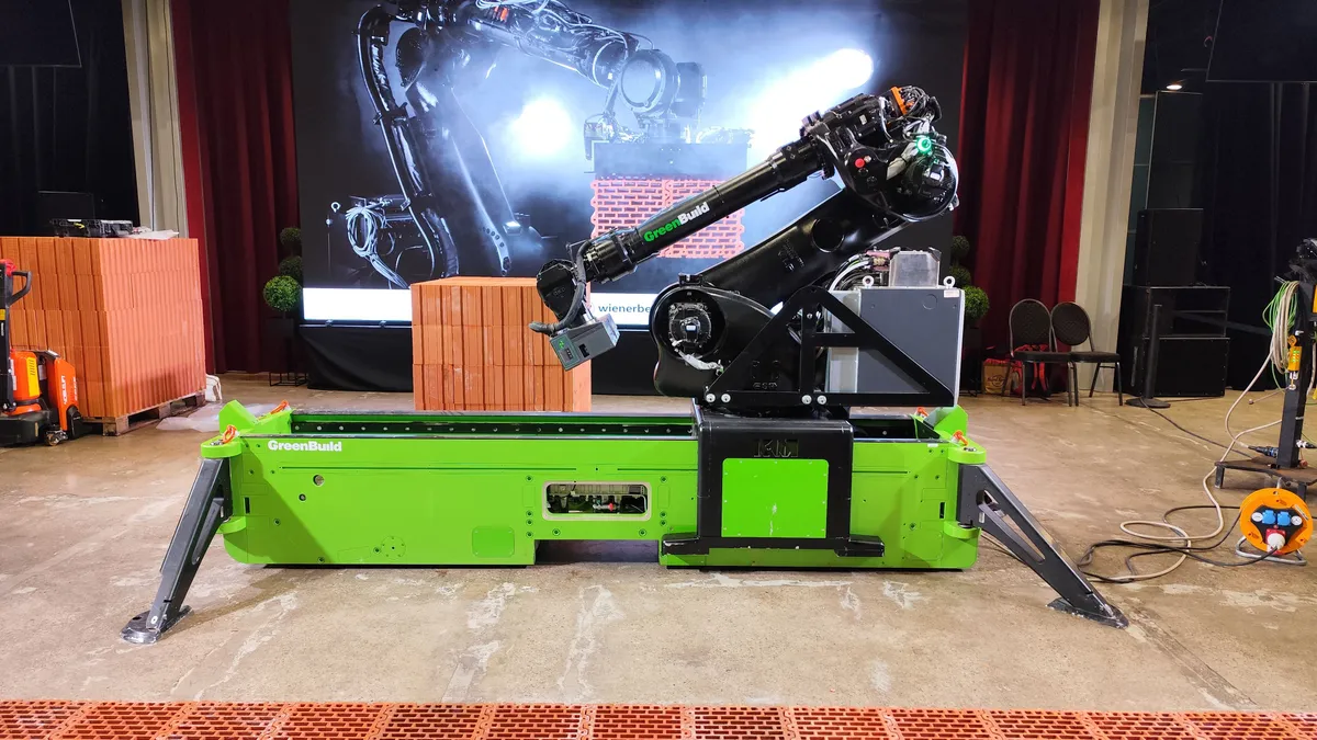 falazórobot, WLTR, Wienerberger