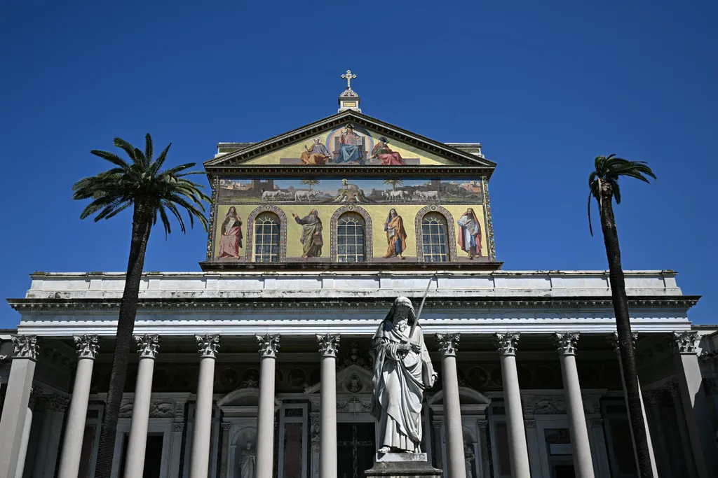 A világ legnagyobb templomai, Aviláglegnagyobbtemplomai, összeállítás, galéria, 2025.05.16.