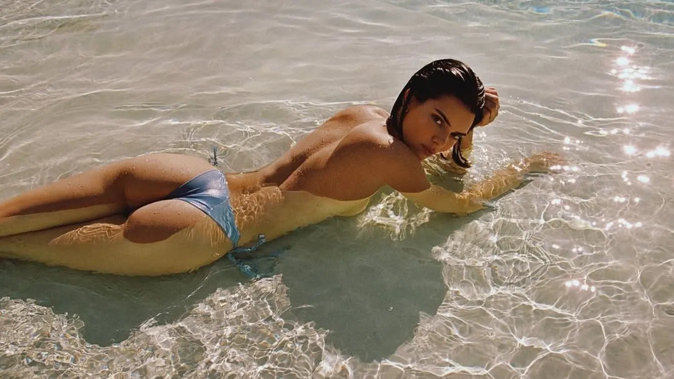Piros bikiniben forrósítja fel a hangulatot Kendall Jenner Kép