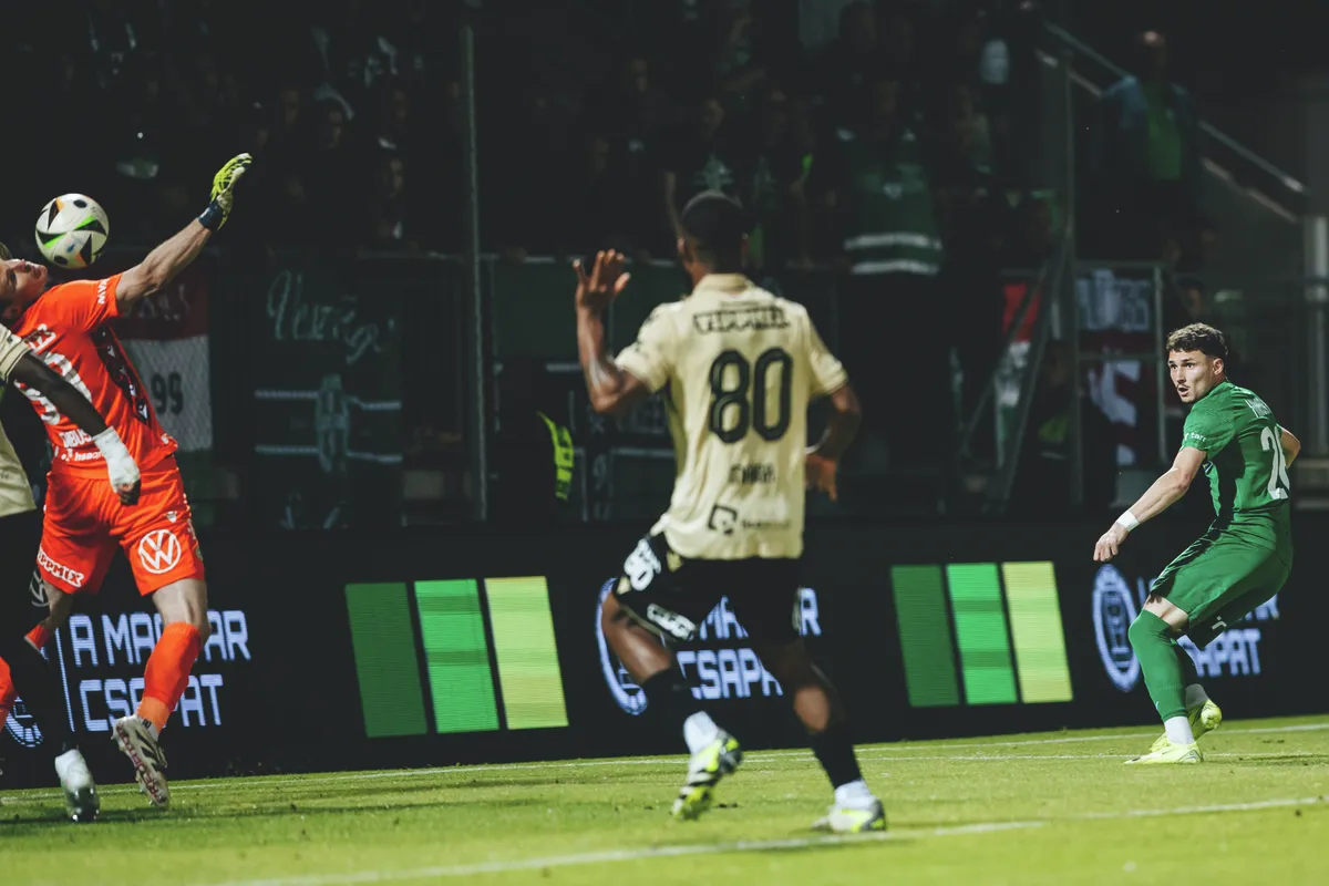 Paks - Ferencvárosi TC, FTC, Ferencváros, Fradi, Paksi FC, OTP Bank Liga, 31. forduló, Fehérvári úti stadion, Paks, 2025.05.10.