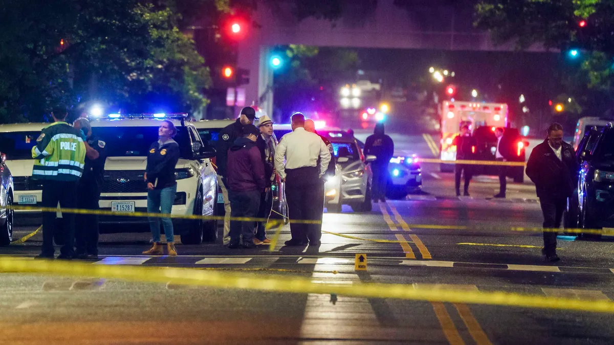 Megrázó fotókon a washingtoni tragédia