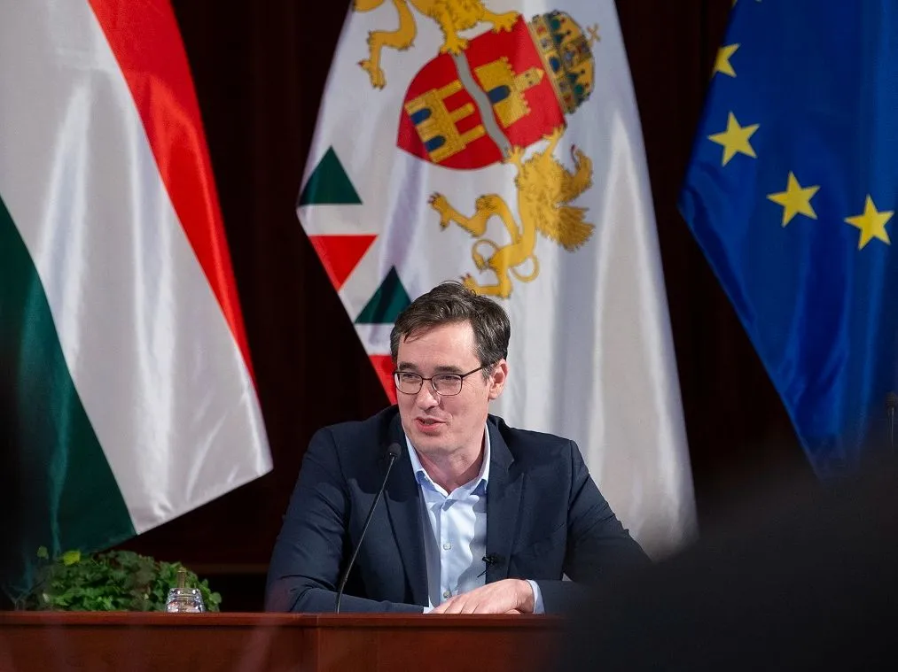 Karácsony Gergely főpolgármester a Fővárosi Közgyűlés ülésén, a Városháza dísztermében 2025. március 26-án. (Fotó: MTI/Balogh Zoltán)