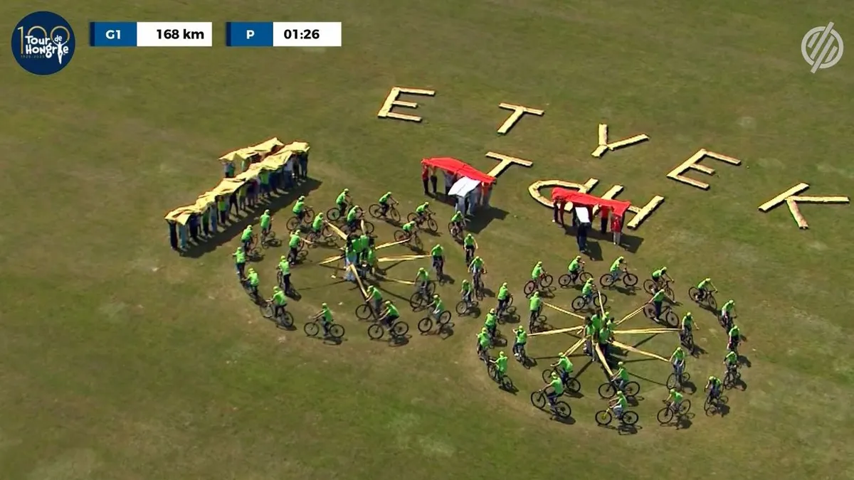 Fejér vármegye megőrült: mindenkit elvarázsolt a Tour de Hongrie - videó