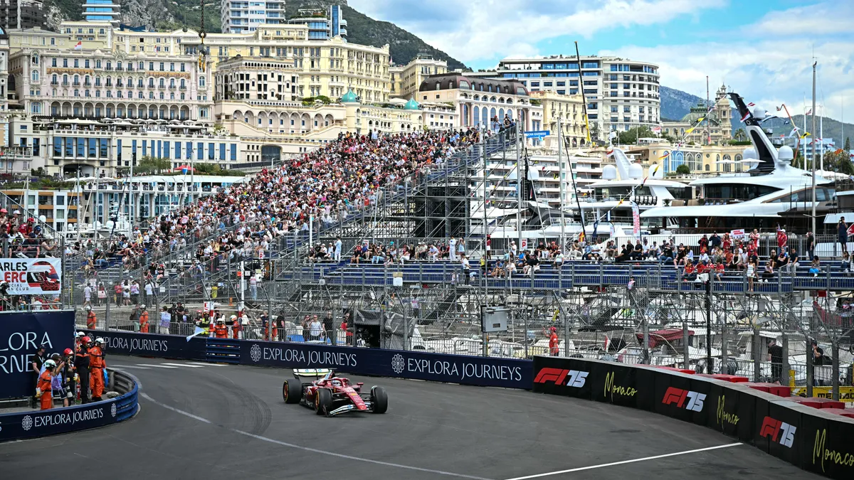 Leclerc a piros zászlós káoszban is verhetetlen volt Monacóban