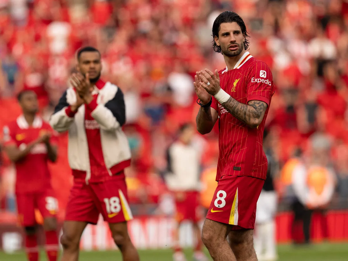 Dominik Szoboszlai applauds the fans after the Premier League match between Liverpool and Arsenal at Anfield in Liverpool, England, on May 11, 2025. (Photo by Steven Halliwell | MI News/NurPhoto) (Photo by MI News / NurPhoto / NurPhoto via AFP)