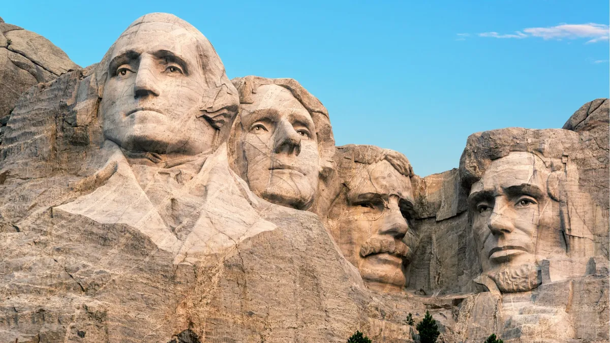 Gondoltad volna? Így vált a Rushmore-hegy története az amerikai történelem egyik legvitatottabb fejezetévé