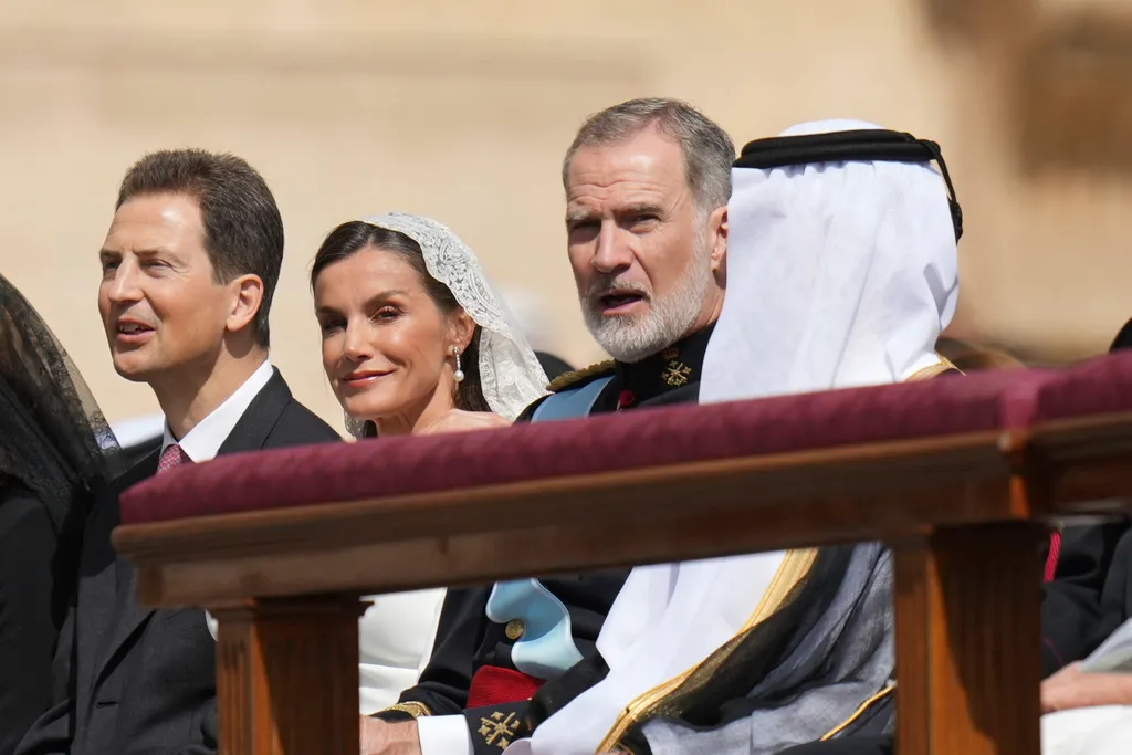 XIV. Leó pápa megkezdi péteri szolgálatát, XIV.Leópápa, 2025.05.18.