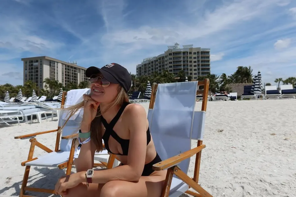 Nelly Korda, szexi