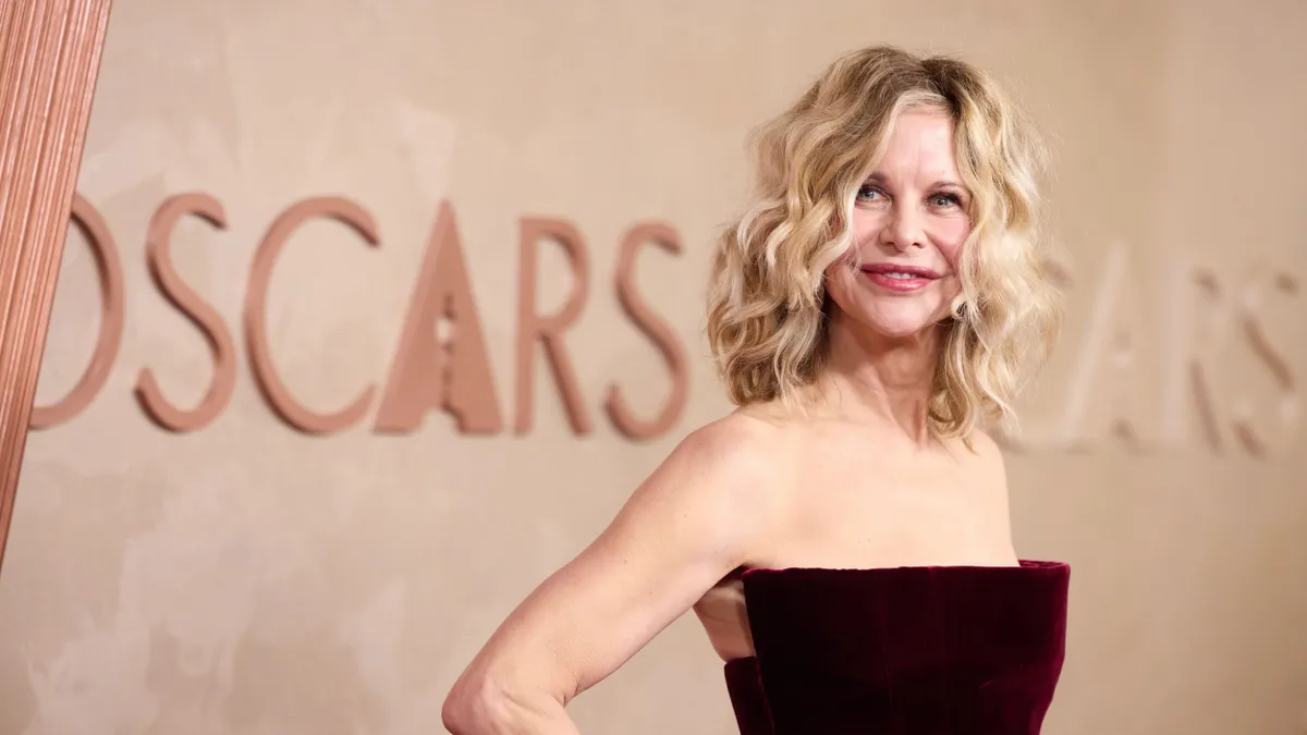 Erotikus filmmel tér vissza a 63 éves Meg Ryan