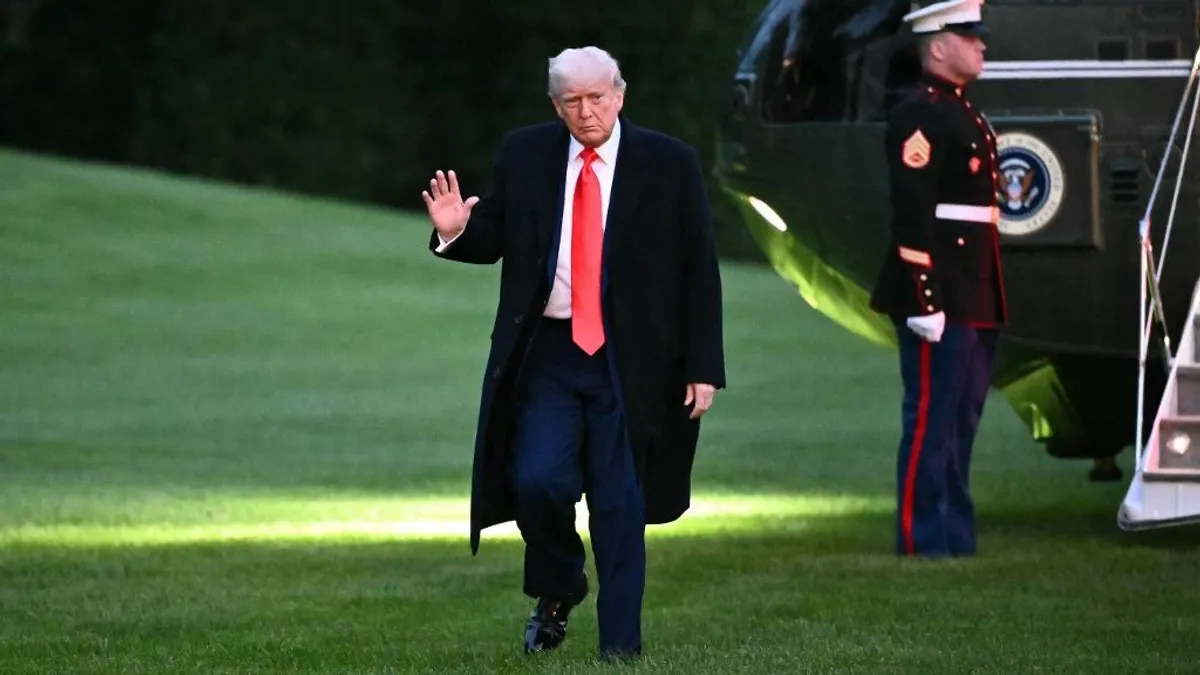 Harvard kontra Trump: kitiltották a külföldi diákokat, ezért perel az elit egyetem