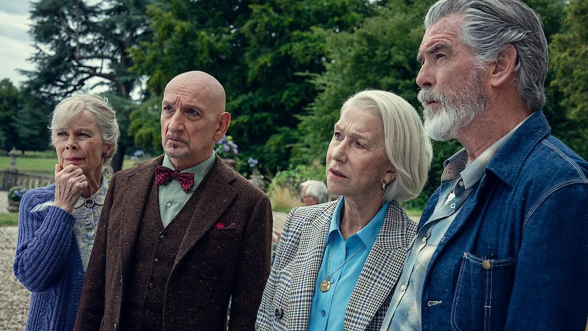 NyugdĂjas James Bond pipálja le ColumbĂłt a Netflixen