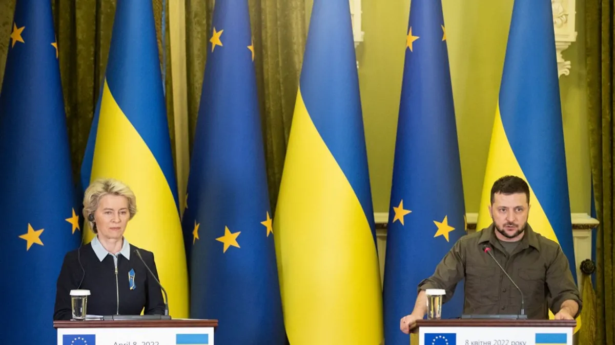 Ukrajna miatt önmagát pusztĂtja EurĂłpa