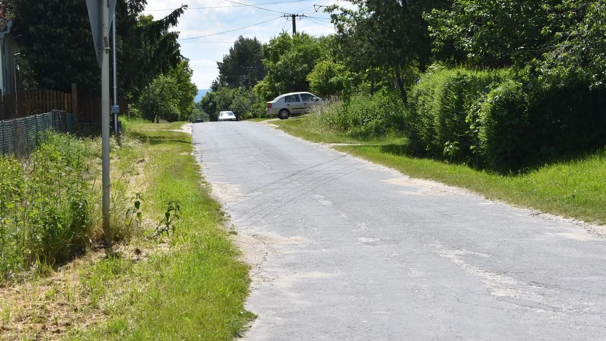 Tragédia: Kilencéves kisfiú maradt félárván a lovászpatonai késelés tragédiája után – Ebben az utcában történt a gyilkosság Fotó: Haraszti Gábor