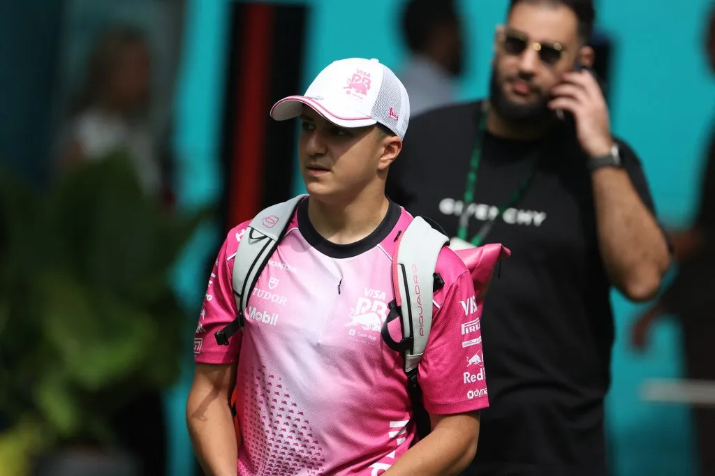F1, Isack Hadjar arrives at the Miami International Autodrome in Miami, Florida, for the Formula 1 Crypto.com Miami Grand Prix. (Photo by Reginald Mathalone/NurPhoto) (Photo by Reginald Mathalone / NurPhoto / NurPhoto via AFP)