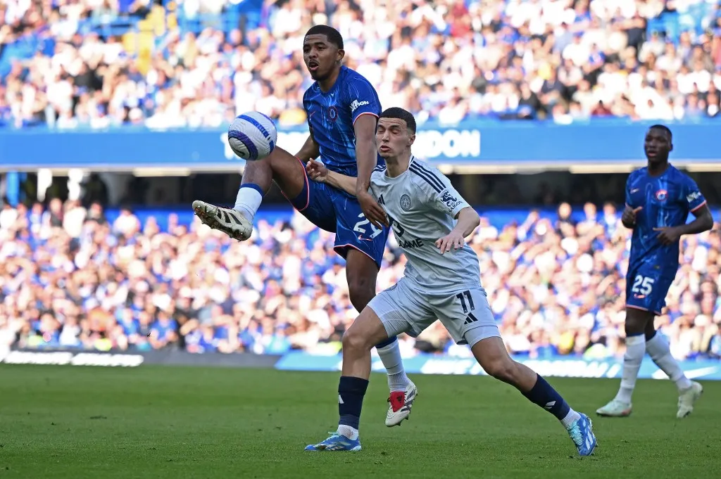 Chelsea, Leicester City's Moroccan midfielder #11 Bilal El Khannouss (R) vies with Chelsea's French defender #29 Wesley Fofana during the English Premier League football match between Chelsea and Leicester City at Stamford Bridge in London on March 9, 2025. (Photo by JUSTIN TALLIS / AFP) / RESTRICTED TO EDITORIAL USE. No use with unauthorized audio, video, data, fixture lists, club/league logos or 'live' services. Online in-match use limited to 120 images. An additional 40 images may be used in extra time. No video emulation. Social media in-match use limited to 120 images. An additional 40 images may be used in extra time. No use in betting publications, games or single club/league/player publications. / 