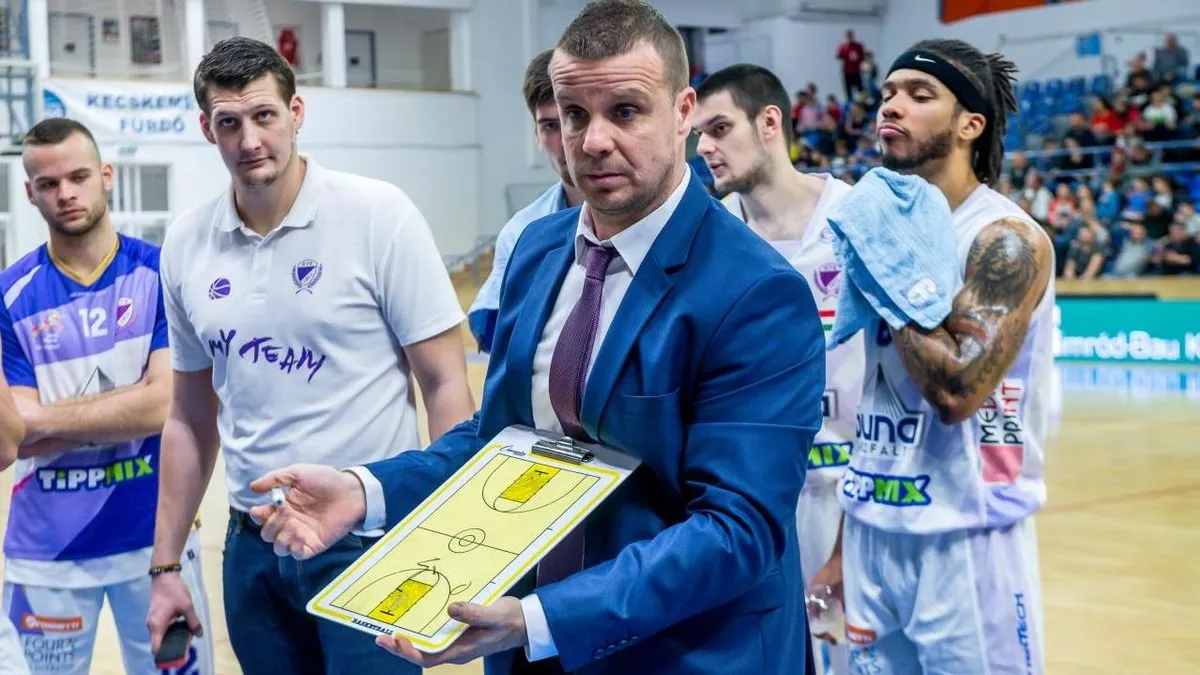 „Ha férfiak módjára kiállunk bokszolni, akkor lecsapom” – döbbenetes botrány a magyar kosármeccsen