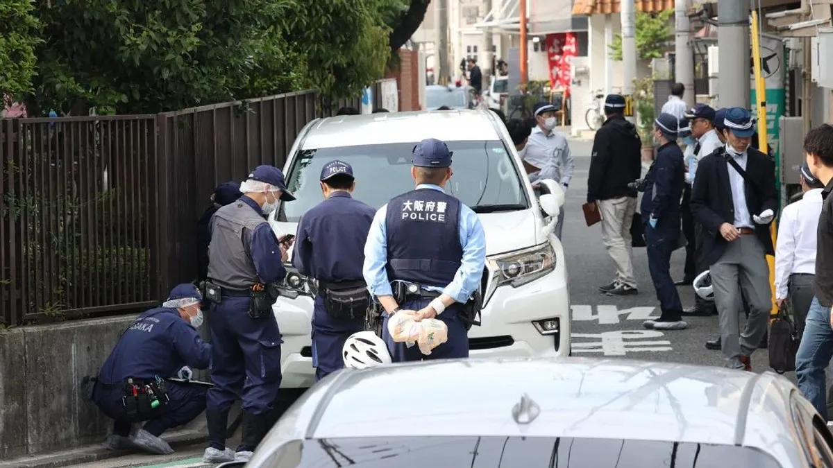 Gyerekek közé hajtott egy autós, hét gyermek megsérült – videó