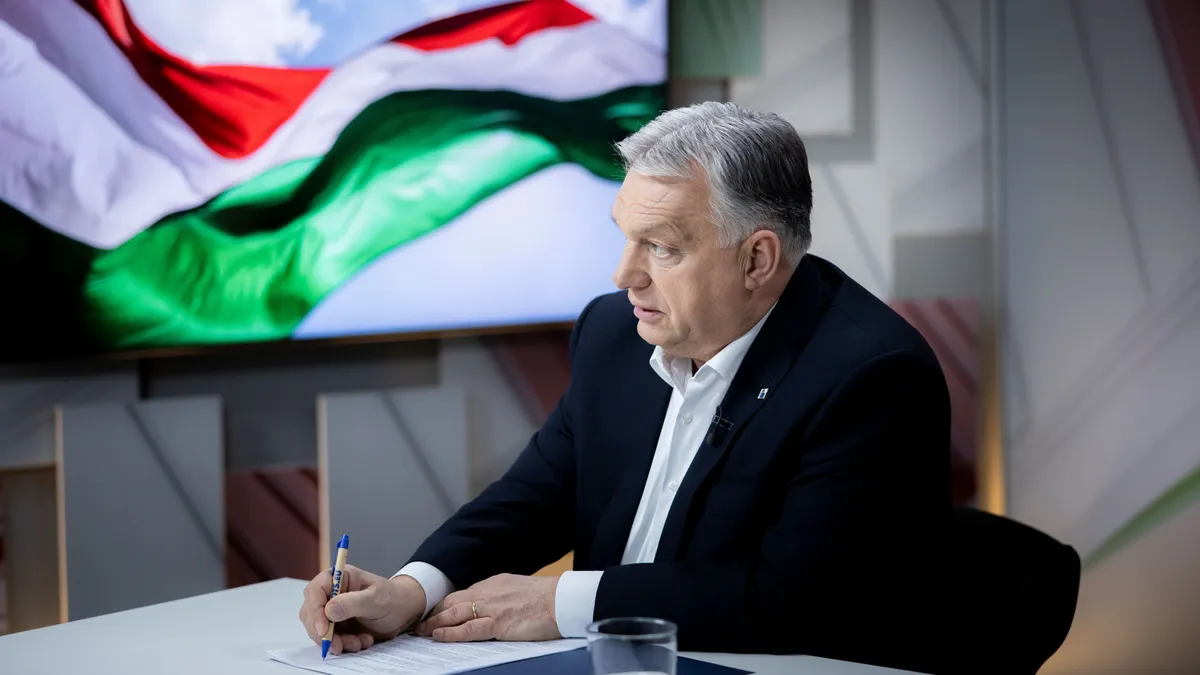 Kétszer 15% béremelés jön a kistelepülési önkormányzatoknál