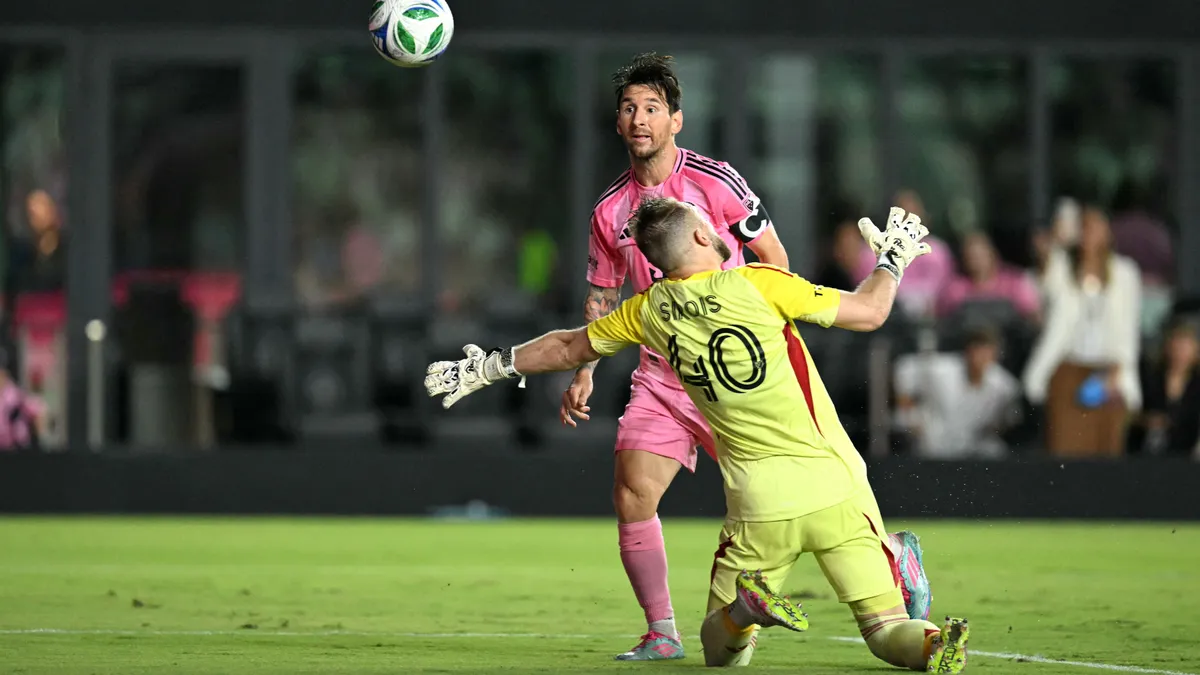 Messi kegyetlenül megalázta az ellenfél kapusát – videó