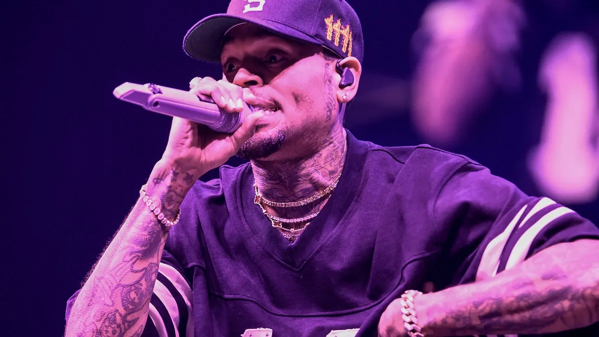 Letartóztatták Chris Brownt