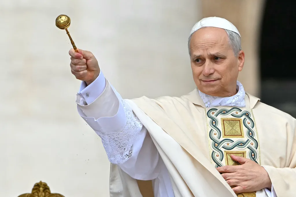 XIV. Leó pápa megkezdi péteri szolgálatát, XIV.Leópápa, 2025.05.18.