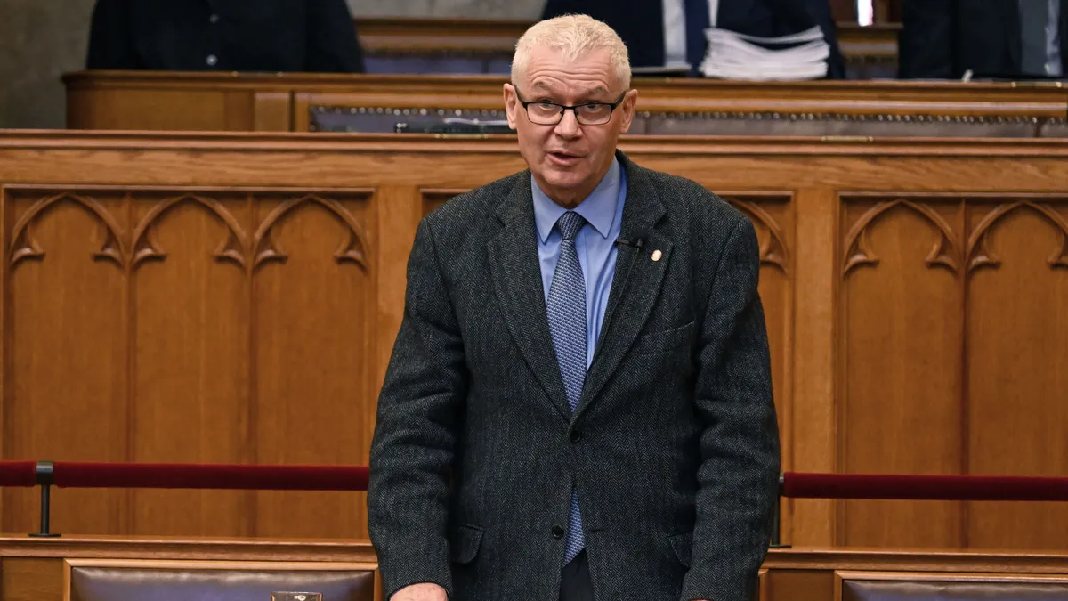 Megvan, kiket jelöl a Fidesz alkotmánybĂrĂłnak