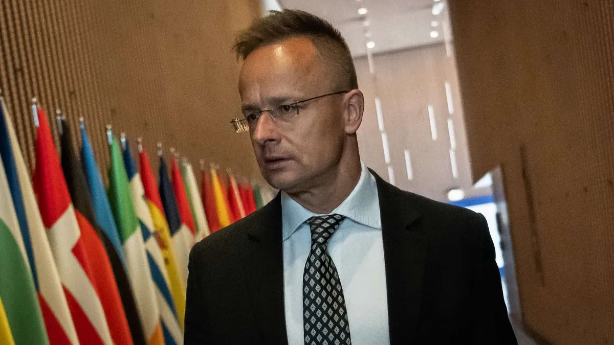 Szijjártó Péter: nem hagyjuk, hogy a magyarokkal fizettessék meg Ukrajna esztelen támogatásának az árát