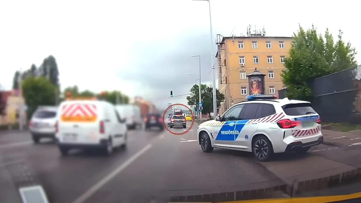 Ezt elkapták a zsaruk: minden autós álma vált valóra – videó