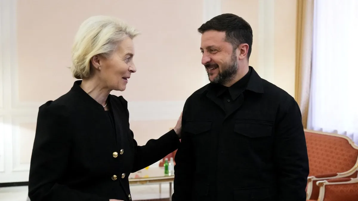 Zelenszkij elutasítja a tűzszünetet, miközben vér folyik az utcán