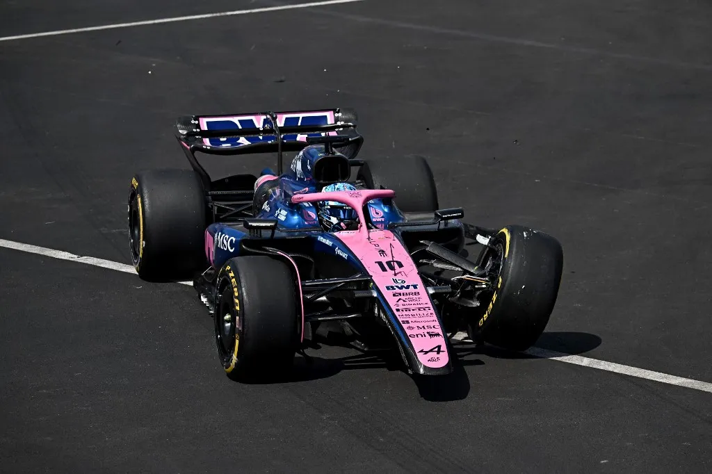 Alpine's French driver Pierre Gasly drives his damaged car during the Formula One Monaco Grand Prix at the Circuit de Monaco, on May 25, 2025. (Photo by Gabriel BOUYS / POOL / AFP)