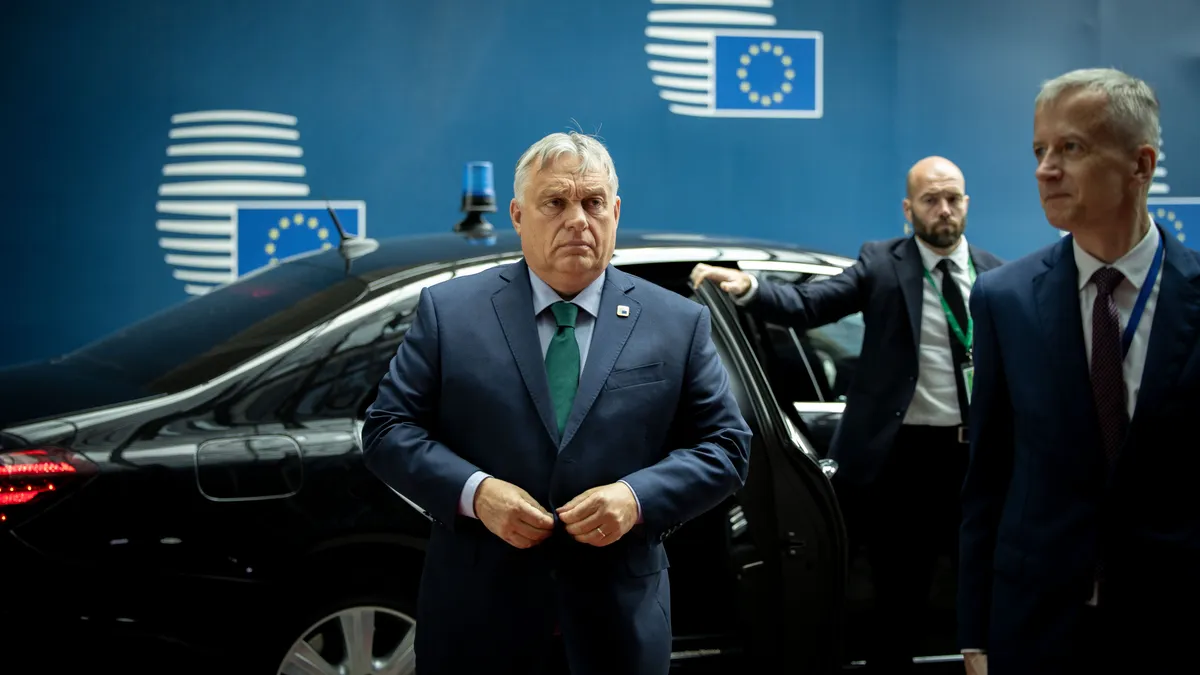 „Ideje lenne, hogy az európai vezetők az európai embereket képviseljék, Herr Weber!” – Orbán Viktor élesen szólt vissza Manfred Webernek