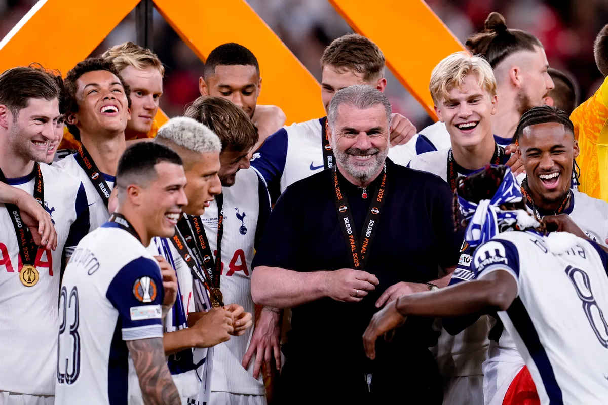 Ange Postecoglou head coach of Tottenham Hotspur celebrates with his players at the end of the UEFA Europa League Final match between Tottenham Hotspur and Manchester United at San Mames Stadium on May 21, 2025 in Bilbao, Spain. (Photo by Giuseppe Maffia/NurPhoto) (Photo by Giuseppe Maffia / NurPhoto / NurPhoto via AFP)