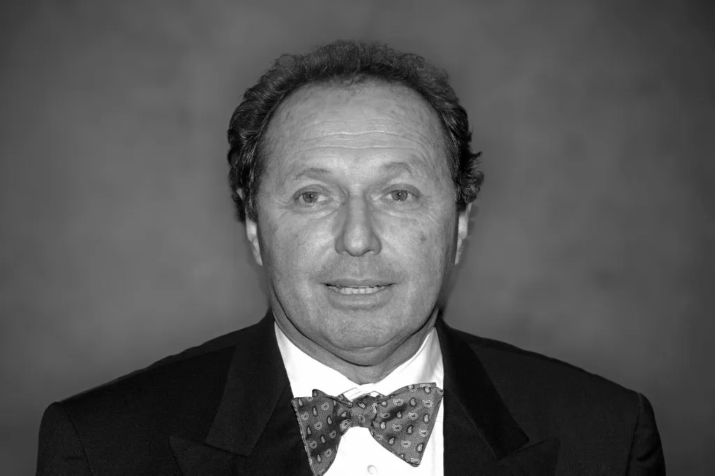 meghalt, PHOTOMONTAGE: Former Formula 1 driver Jochen Mass dies at the age of 78. ARCHIVE PHOTO. ? (Photo by Frank Hoermann/SVEN SIMON / SVEN SIMON / dpa Picture-Alliance via AFP)