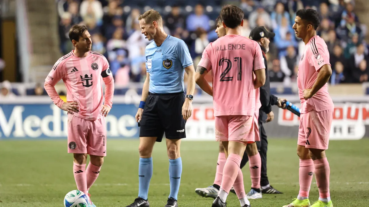 Messi óriási szabadrúgásgólt lőtt – videó