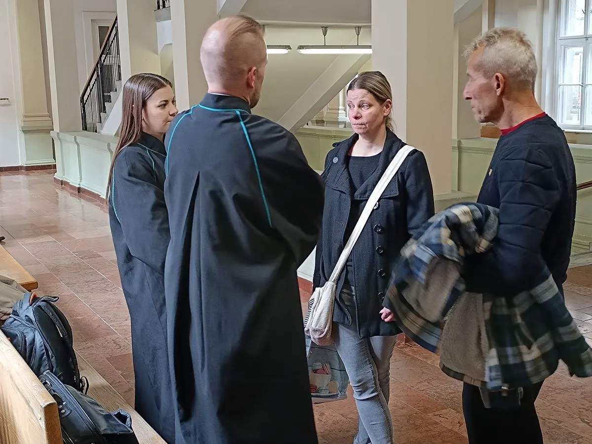 per, kisfiú, karate, bíróság, jászberényi karateedző, jászberényikarateedző, A jászberényi karateedző által bántalmazott kisfiú édesanyját kedden beidézett tanúként hallgatták meg