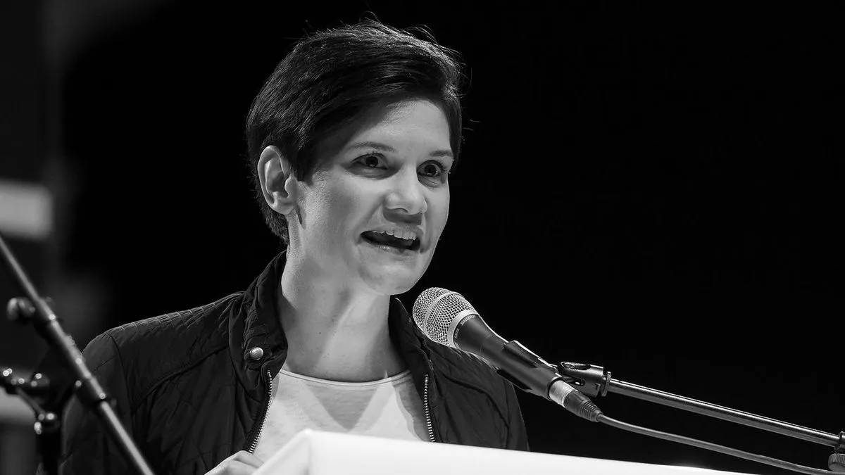 Álhíren háborog Pottyondy Edina – jön a külföldre költözés?