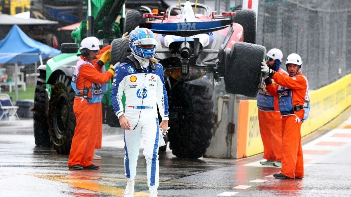 Még a sprintfutam előtt összetörte autóját a Ferrari pilótája – videó