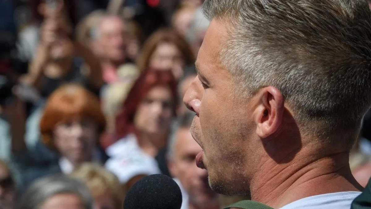 Botrányok, kémbotrány és béremelés – ez történt a héten a magyar politikában