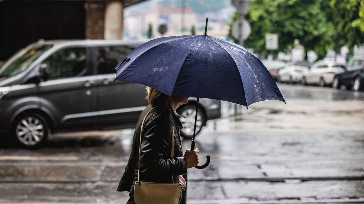 Budapesten leszakadt az ég – fotókon az elázott város