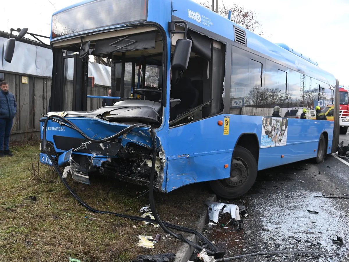 Elképesztő: 30 gyereket szállított a részeg buszsofőr