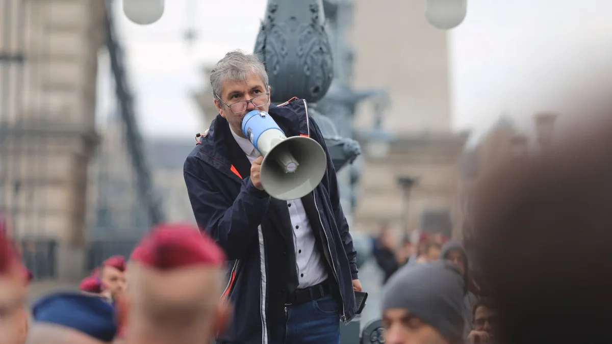 Hadházy Ákosból nem lett új Hídember: elfogytak a követők, kipukkadt a lufi
