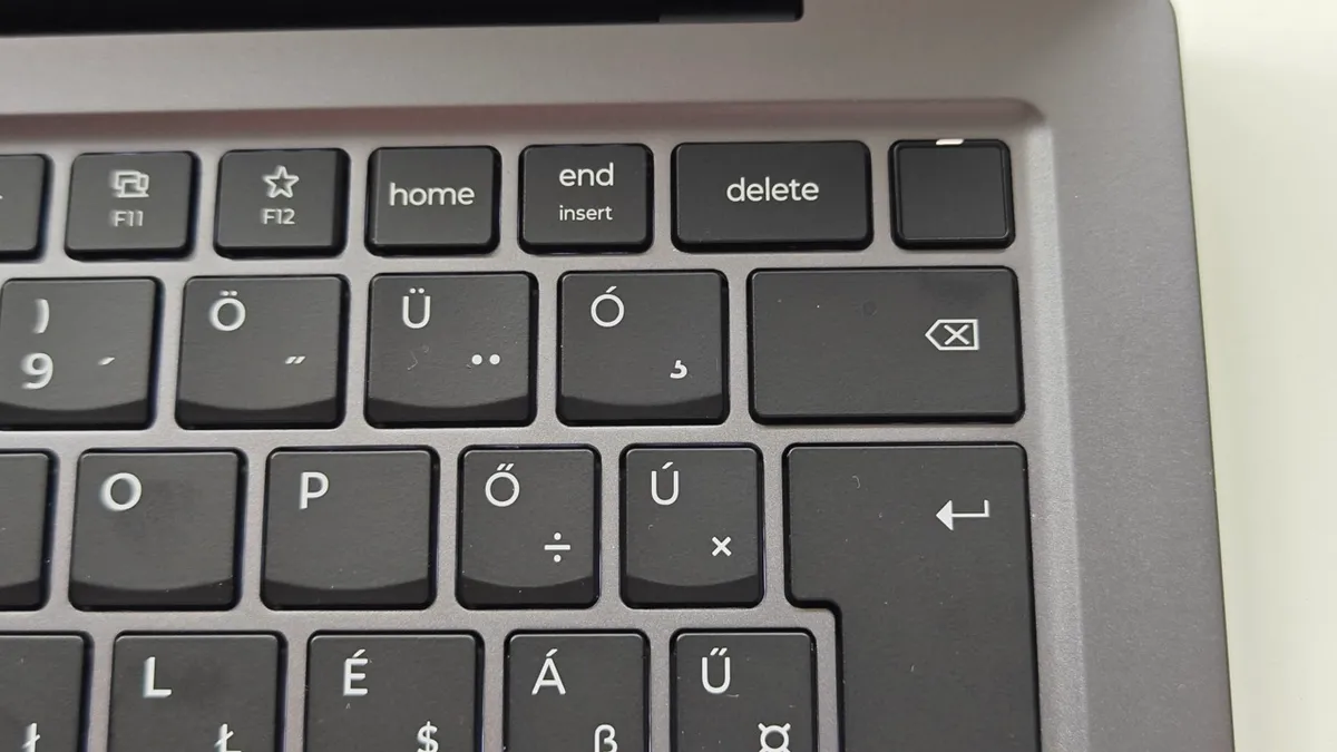 Lenovo ThinkPad X9 Aura Edition