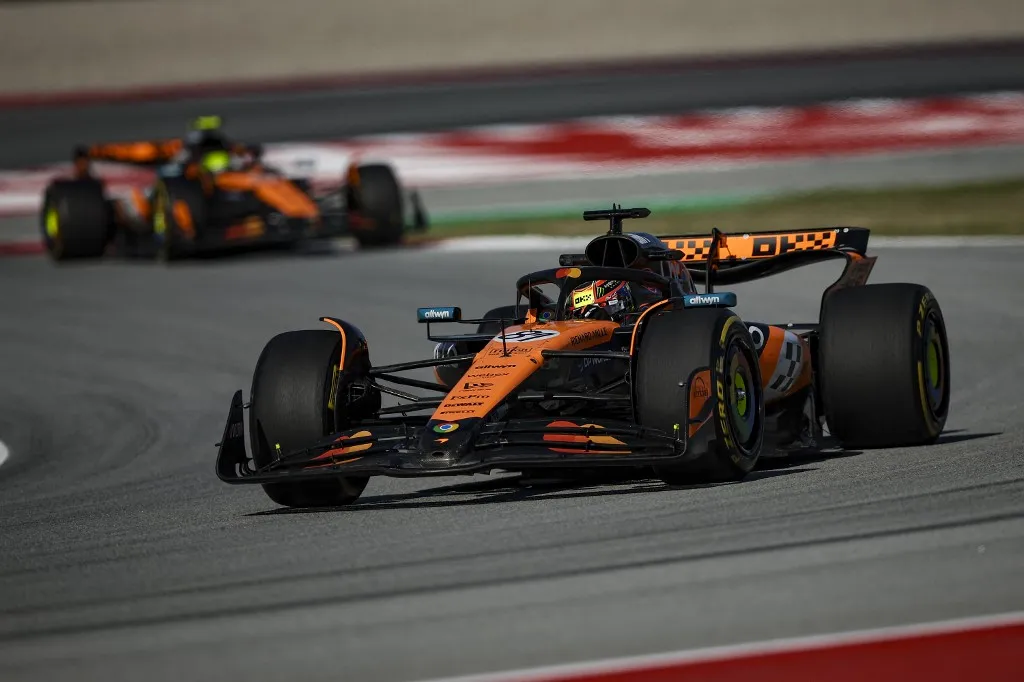 Oscar Piastri of the McLaren F1 Team and Max Verstappen of Red Bull Racing compete during the Formula 1 Aramco Gran Premio de Espana in Barcelona, Spain, on May 30, 2025, at the Circuit de Barcelona-Catalunya. (Photo by Gongora/NurPhoto) (Photo by Gongora / NurPhoto / NurPhoto via AFP)
