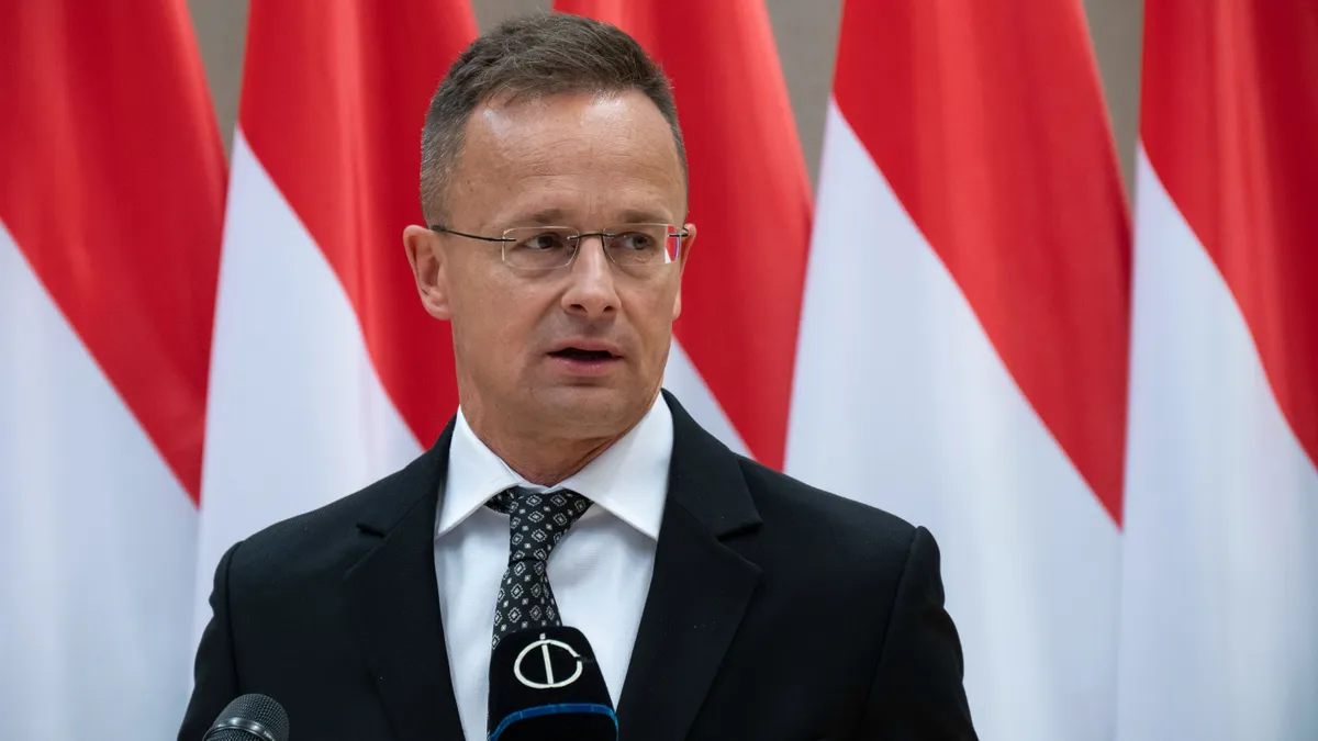 Szijjártó Péter: Ukrán kémeket utasítunk ki