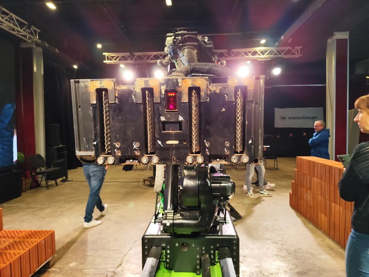 falazórobot, WLTR, Wienerberger
