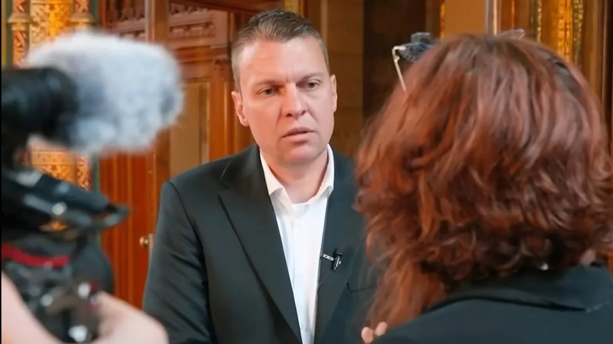 Menczer Tamás: Szentkirályi Alexandra nagyon helyesen tette, hogy bemutatta ezt a videót!