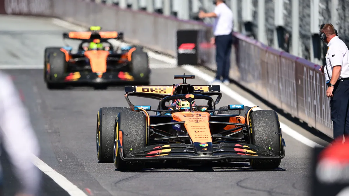 „Red Bull-bukás" – kétfős előadássá vált az F1-es vb-csata
