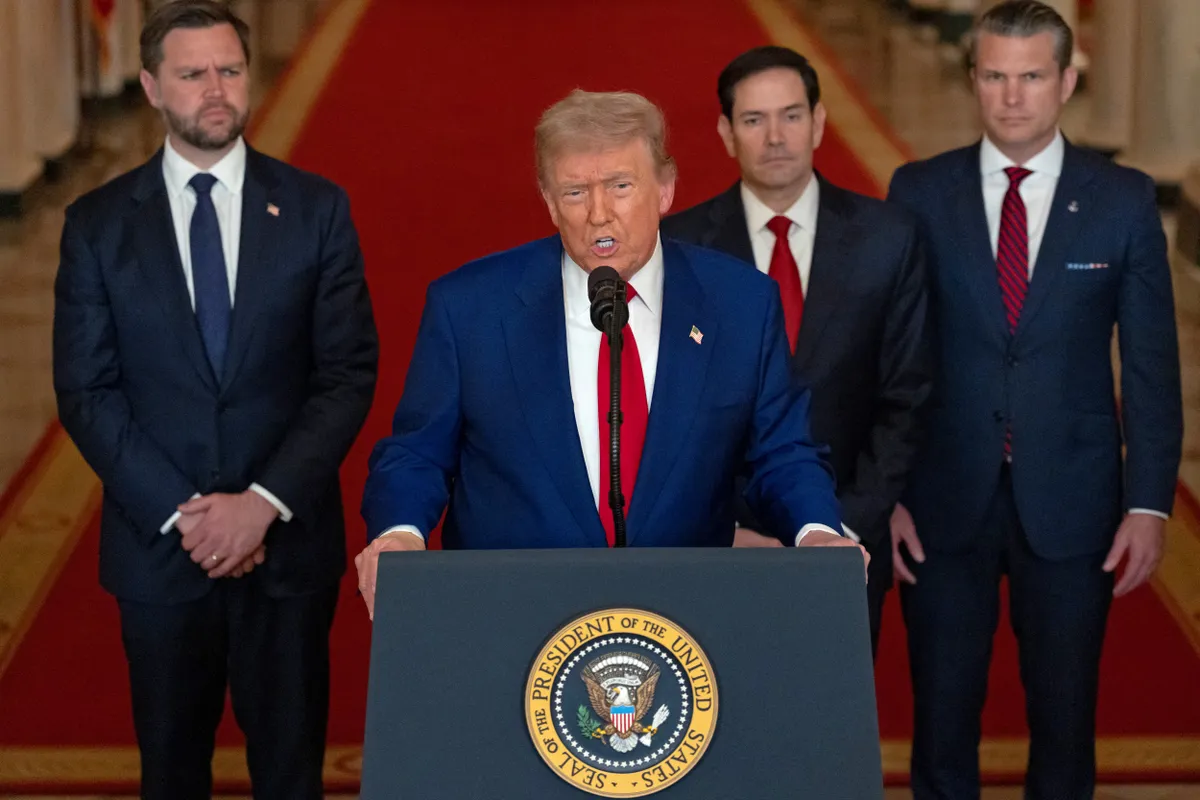 Donald Trump rezsimváltást sürget Iránban